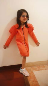 R.B. review photo