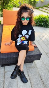 Shanaya review photo