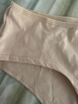 Nawal B. review photo
