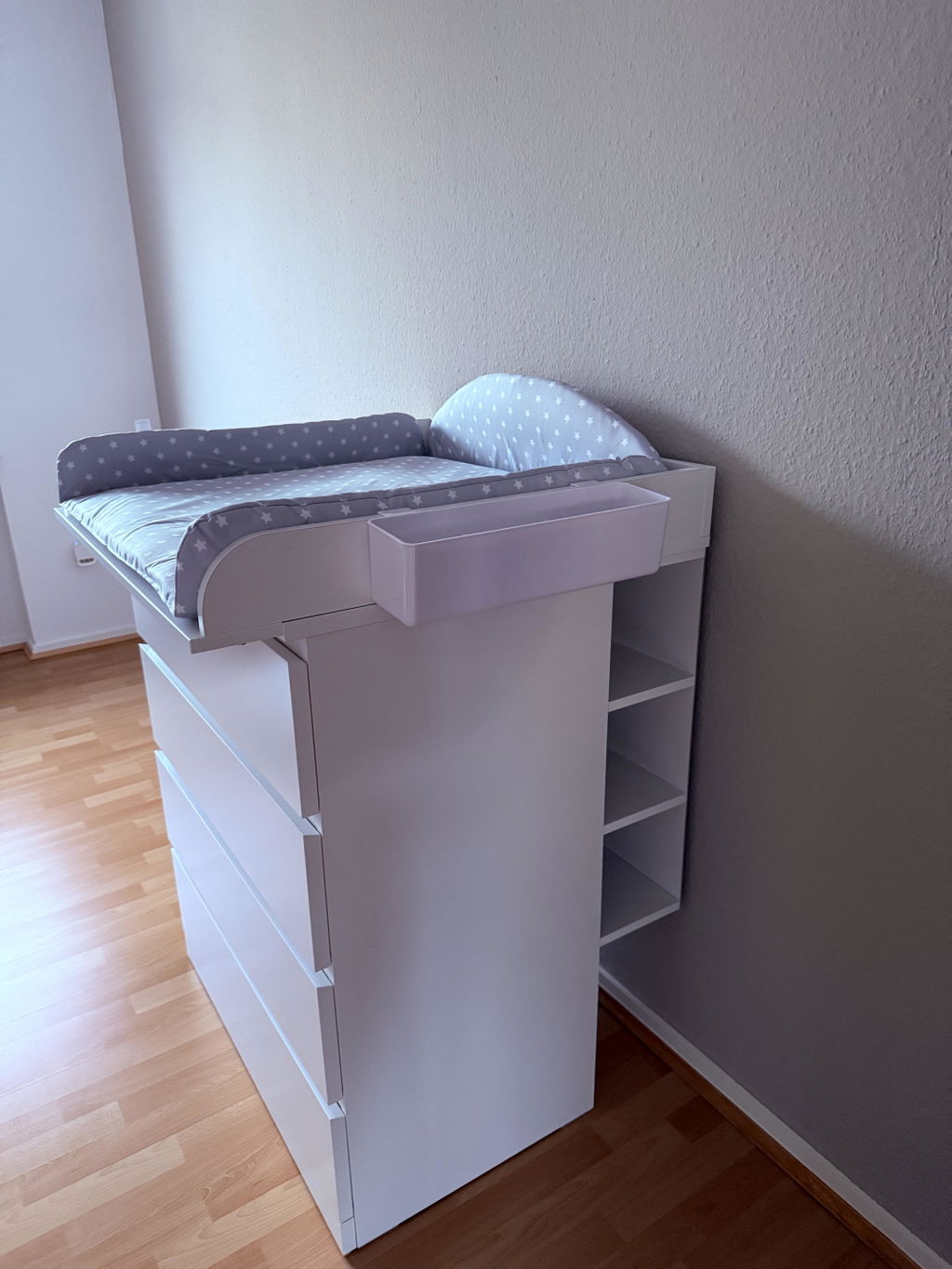 Wickelaufsatz Malm 3er mit Stauraumregal