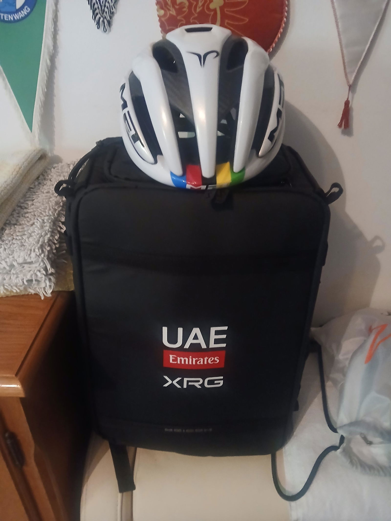 Uae Team Emirates Backpack Rain Pro 35 L | Scicon Sports