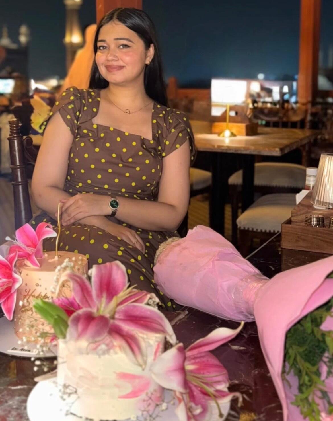 Shreya review photo