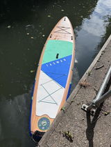 A.N. review photo