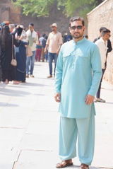 Azam Khan review photo