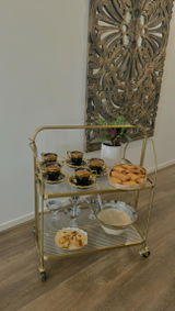 B.R. review photo
