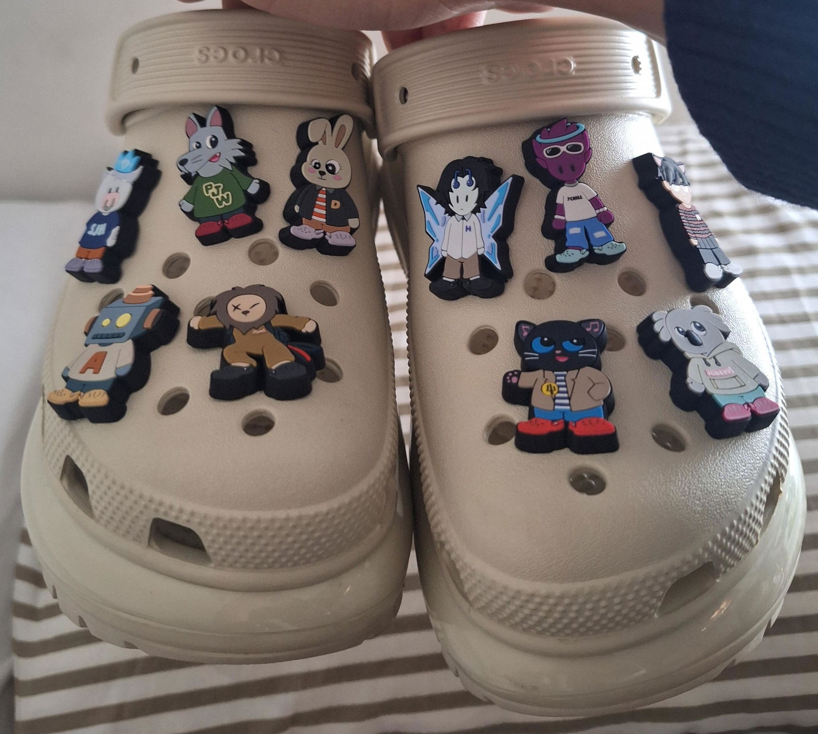 Treasure x Crocs 10-Piece Set designed by Treasure member – SEOUL