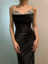 Zainab review photo