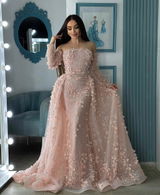 Layla Khan review photo