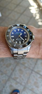 Dimitris review photo