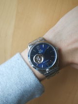 A.R. review photo