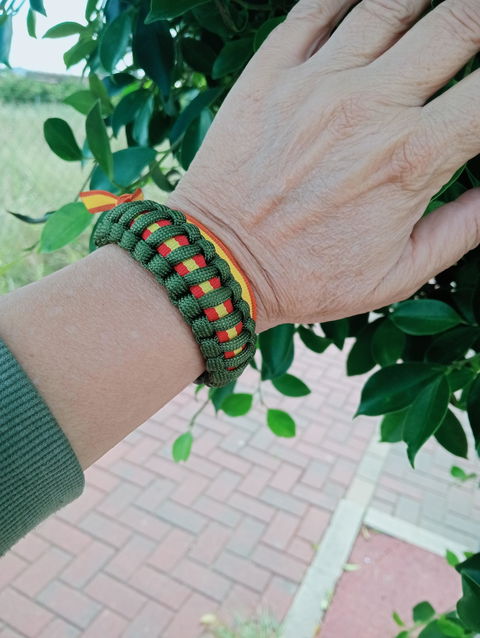 Pulsera paracord de supervivencia - Barbaric