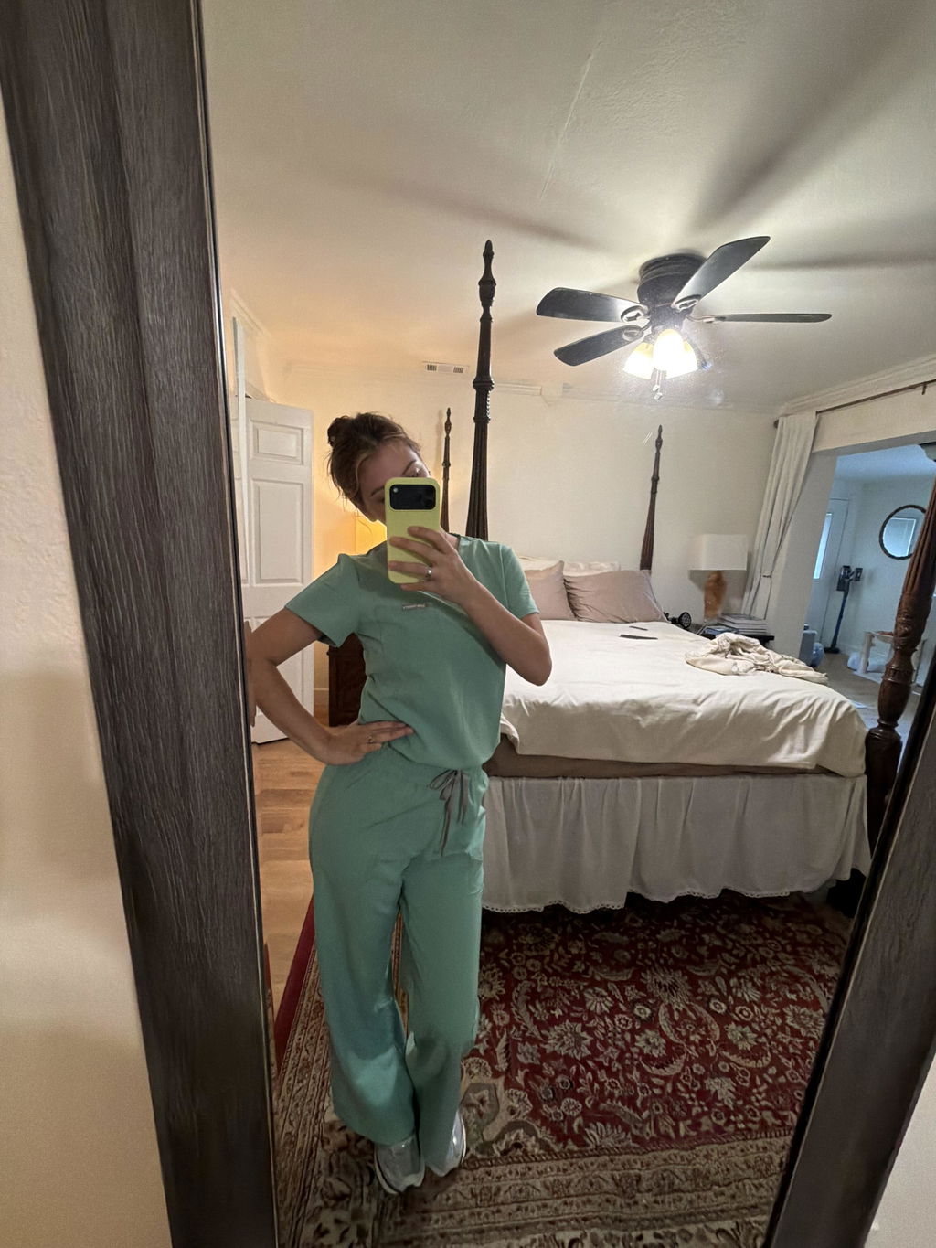 Lounge Leg Scrub Pants Mist Green