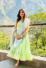 Komal Kaushik review photo