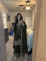 Kinza Junaid review photo