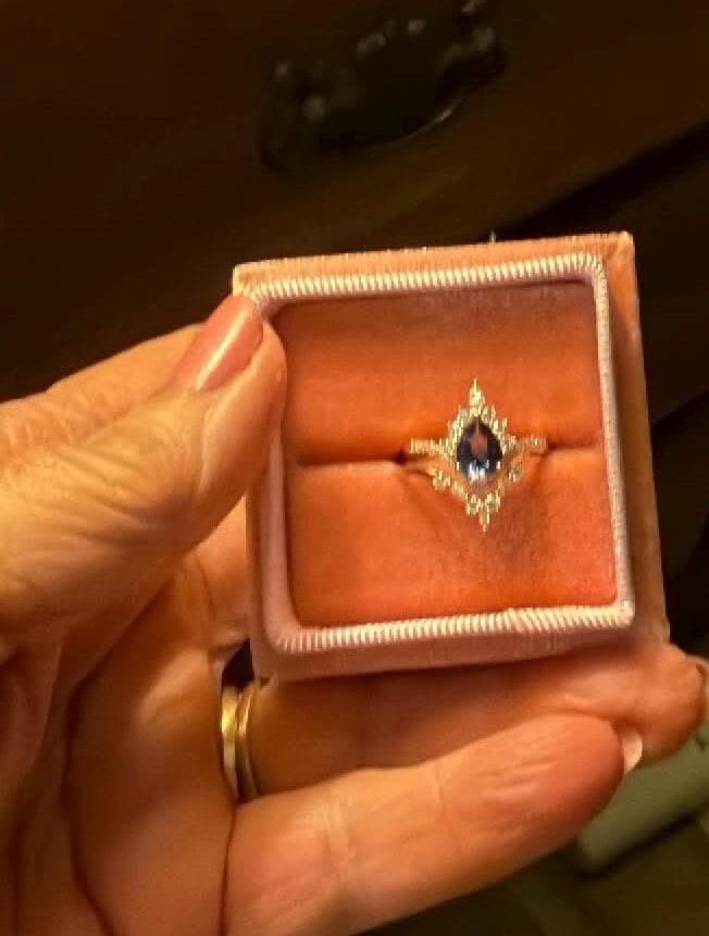 Pear Shape Cornflower Blue Sapphire Halo Engagement Ring Set, Unique 14K Rose Gold Chevron Bridal Set, Promise Ring Wedding Set for Women