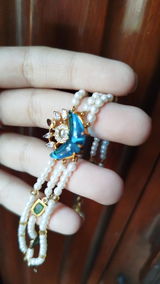 Amna review photo