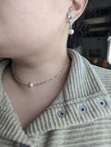 Avis review photo