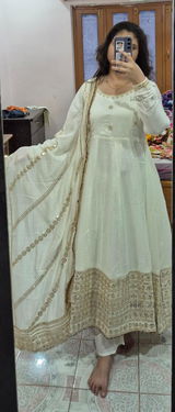 Vishakha review photo