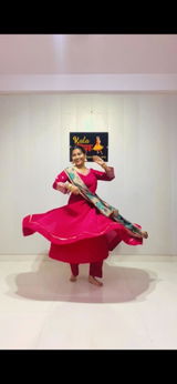 Soumi Shukla review photo