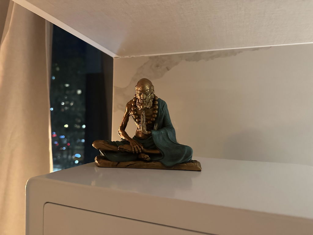 Shaolin Daruma Sculpture – Handcrafted Pure Brass, Inspire Focus