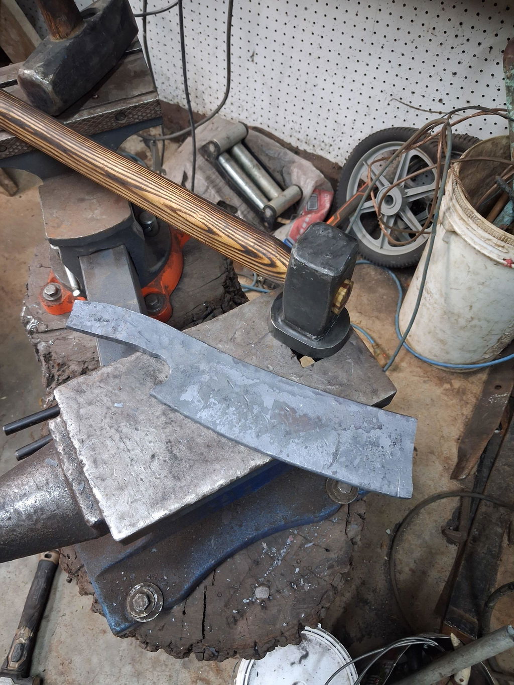 Hand-Forged Double Blacksmith's Hammer, 1.5 kg (3.3 lbs)