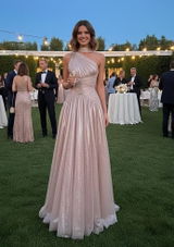 Jessica Hart review photo