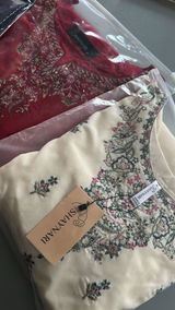 Kainat shahbaz review photo