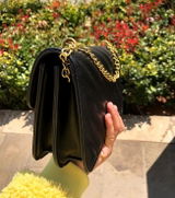 Mahin Tahir review photo