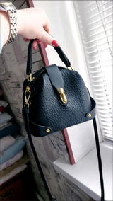 Farah review photo