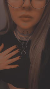Corrine review photo