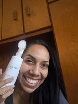 Veridiana Oliveira review photo
