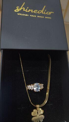 Lucky Clover Gold Pendant Necklace