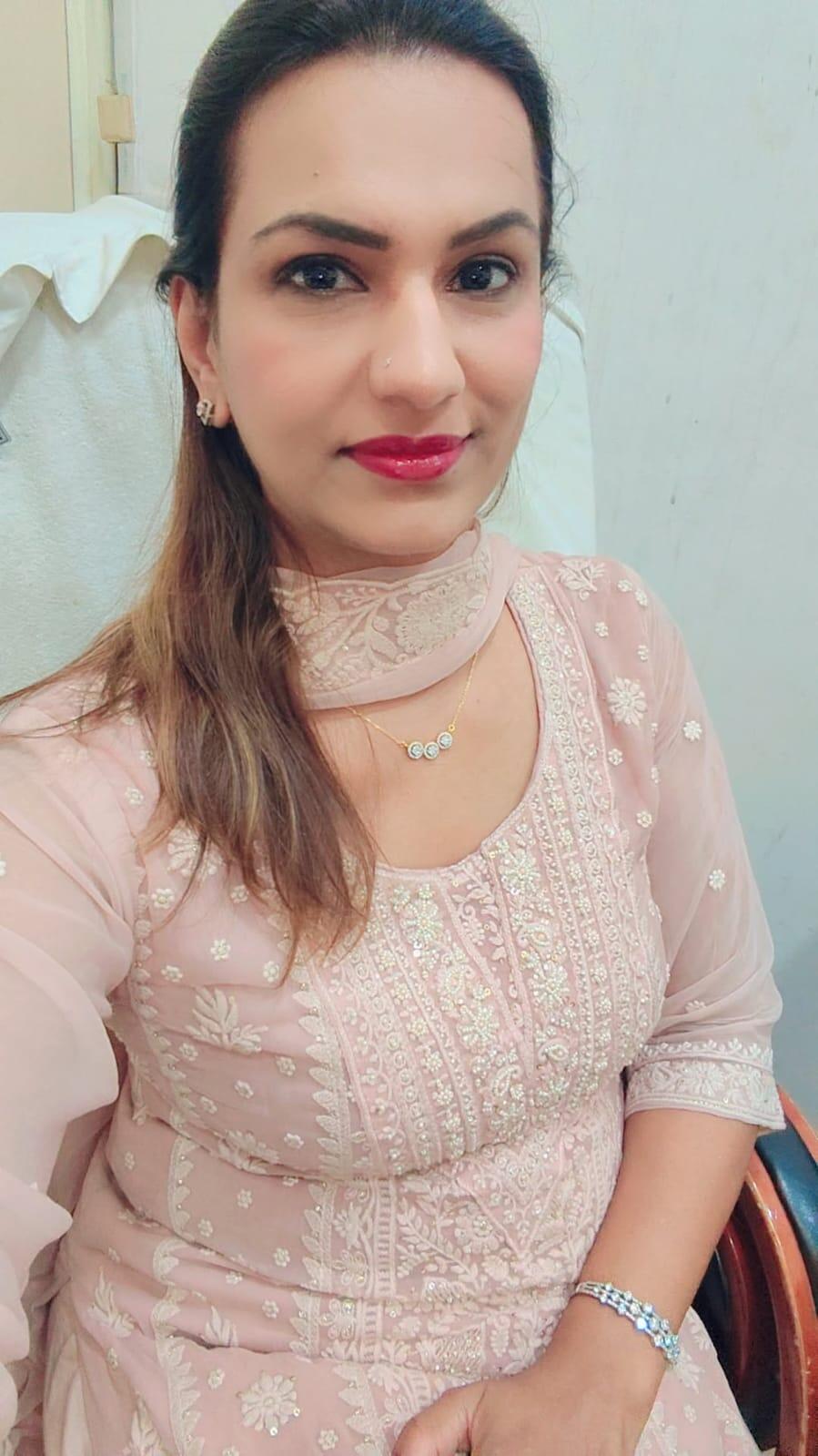 Namrata Dodeja review photo