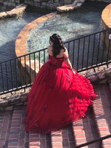 Camila Mendez review photo