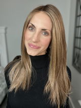 Lisa Mullins review photo