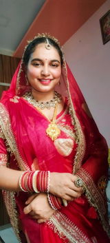 Rashmi Singh review photo