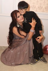 Anchal dhingra review photo