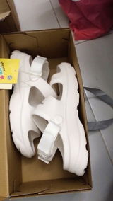 Henry review photo