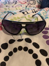 j.D. review photo