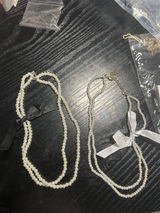 E.L. review photo