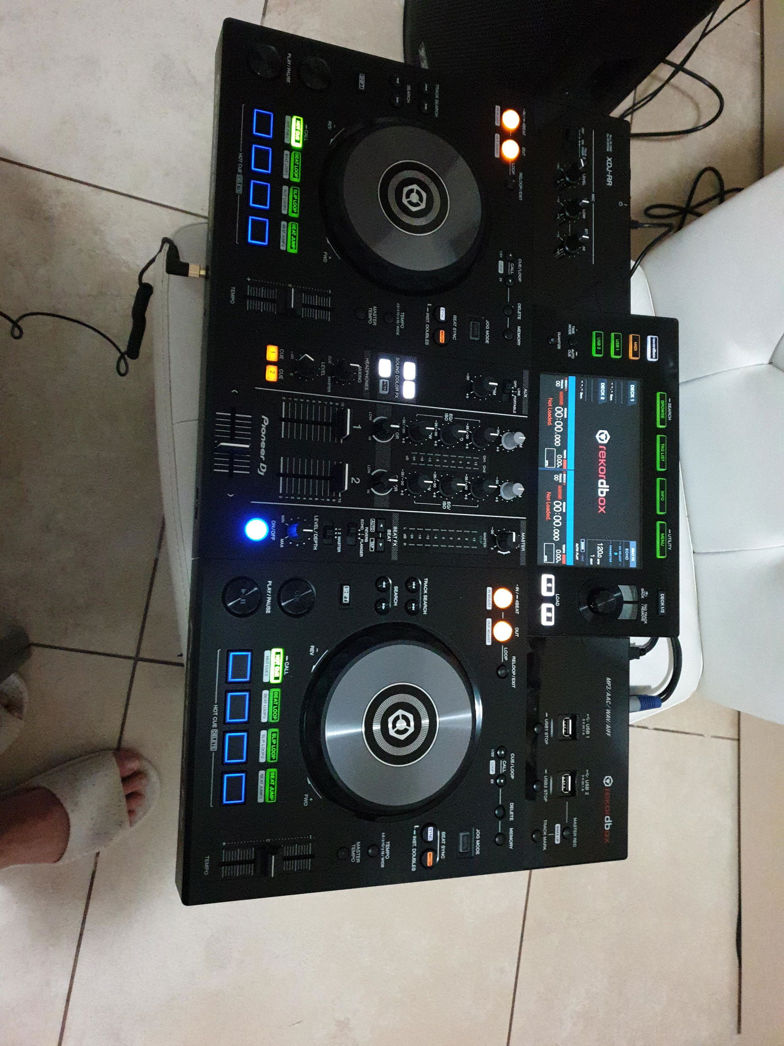 Sistema DJ All-in-One Pioneer DJ XDJ-RR