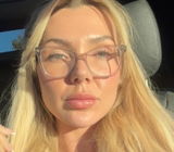 Bree Williams review photo