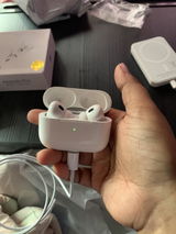 Aviva D’Souza review photo
