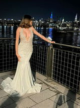 a_s_h_a_n_t_y review photo