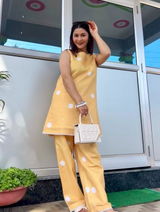 Pooja review photo