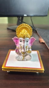 Seema review photo