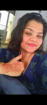 Priyanshi Dubey review photo