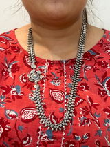 Diya Sethi review photo