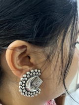 Ira Saxena review photo
