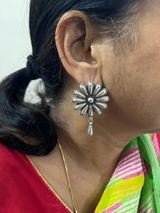 Ayesha Dutta review photo